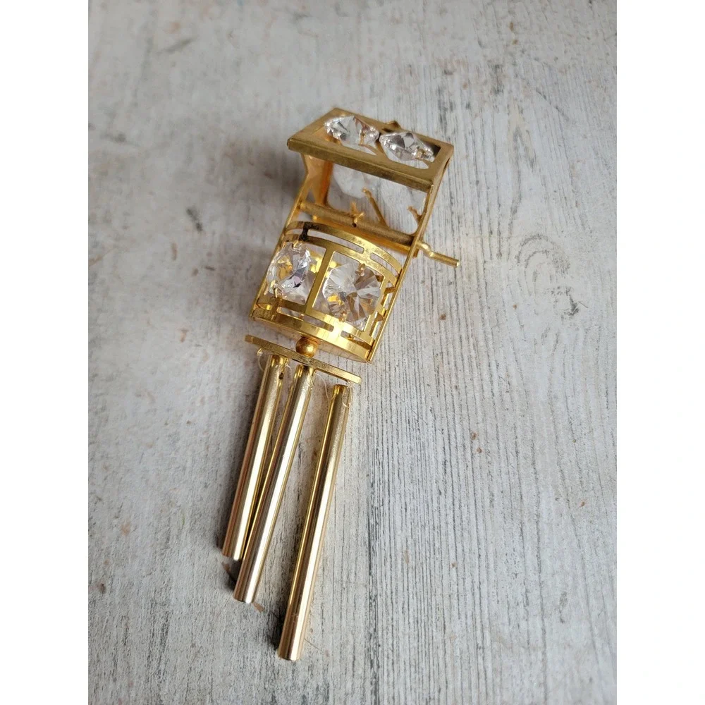 Unique vintage golden well metal mini wind chime ornament Xmas home decor